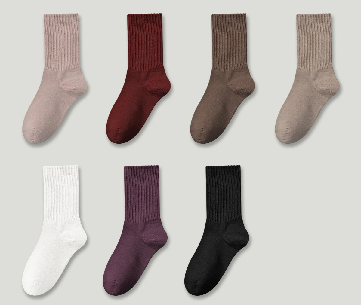 Classic plain crew socks for women