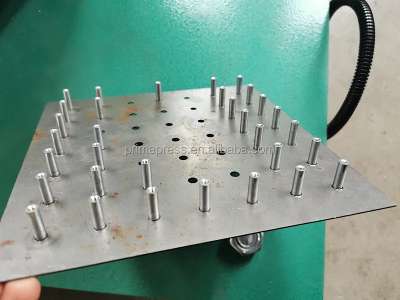 nut insert machine