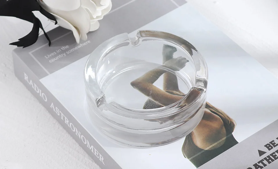 Other Lighters & Smoking Accessories Glass Ashtray Custom Logo Glass