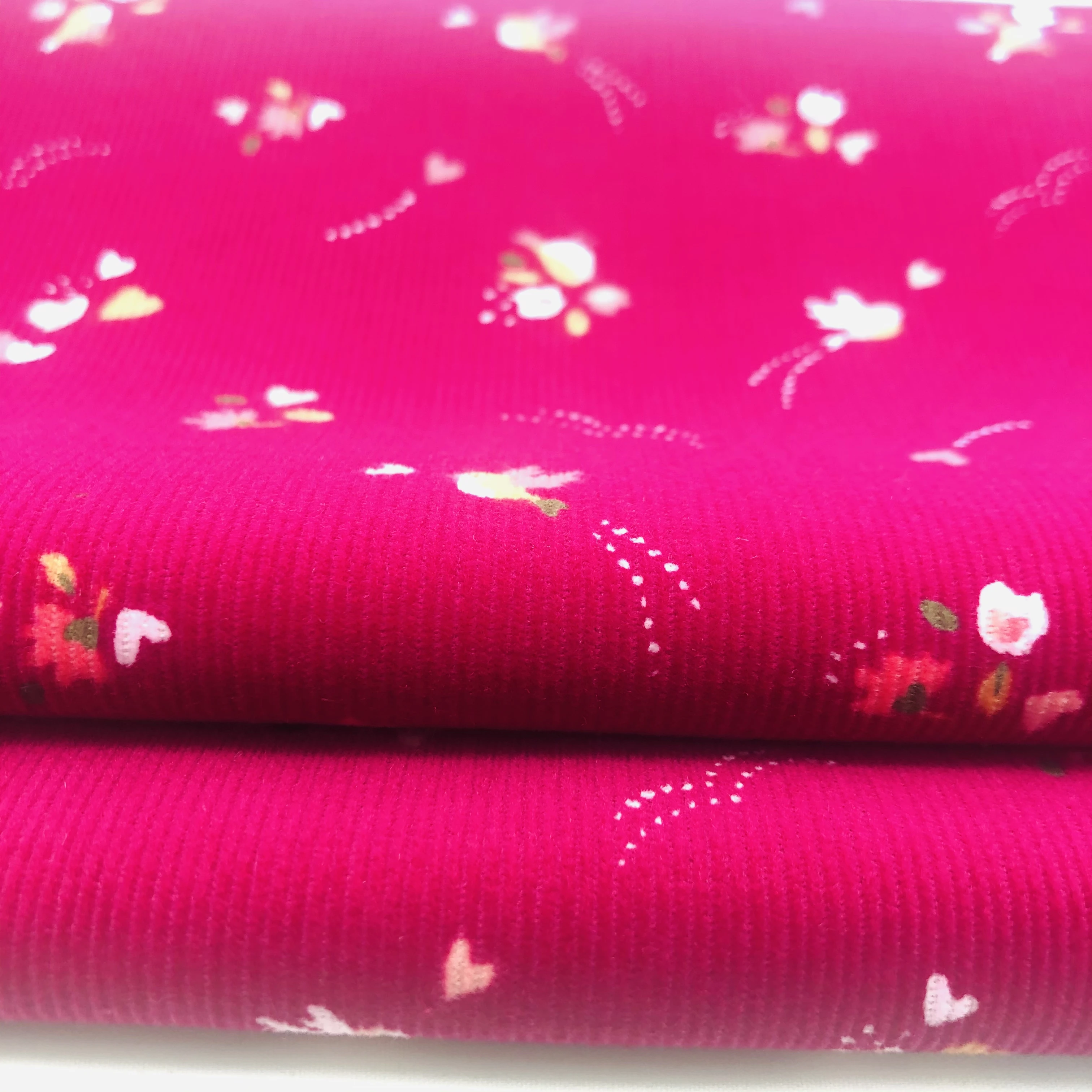 
 Оптовая продажа 21W реактивная печать 100% Хлопок прочное платье куртки одежда обивка Вельветовая ткань  