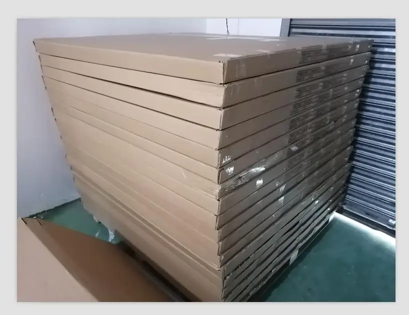 Interlocking Portable Black And White Paint Matte Finish Dance Floor