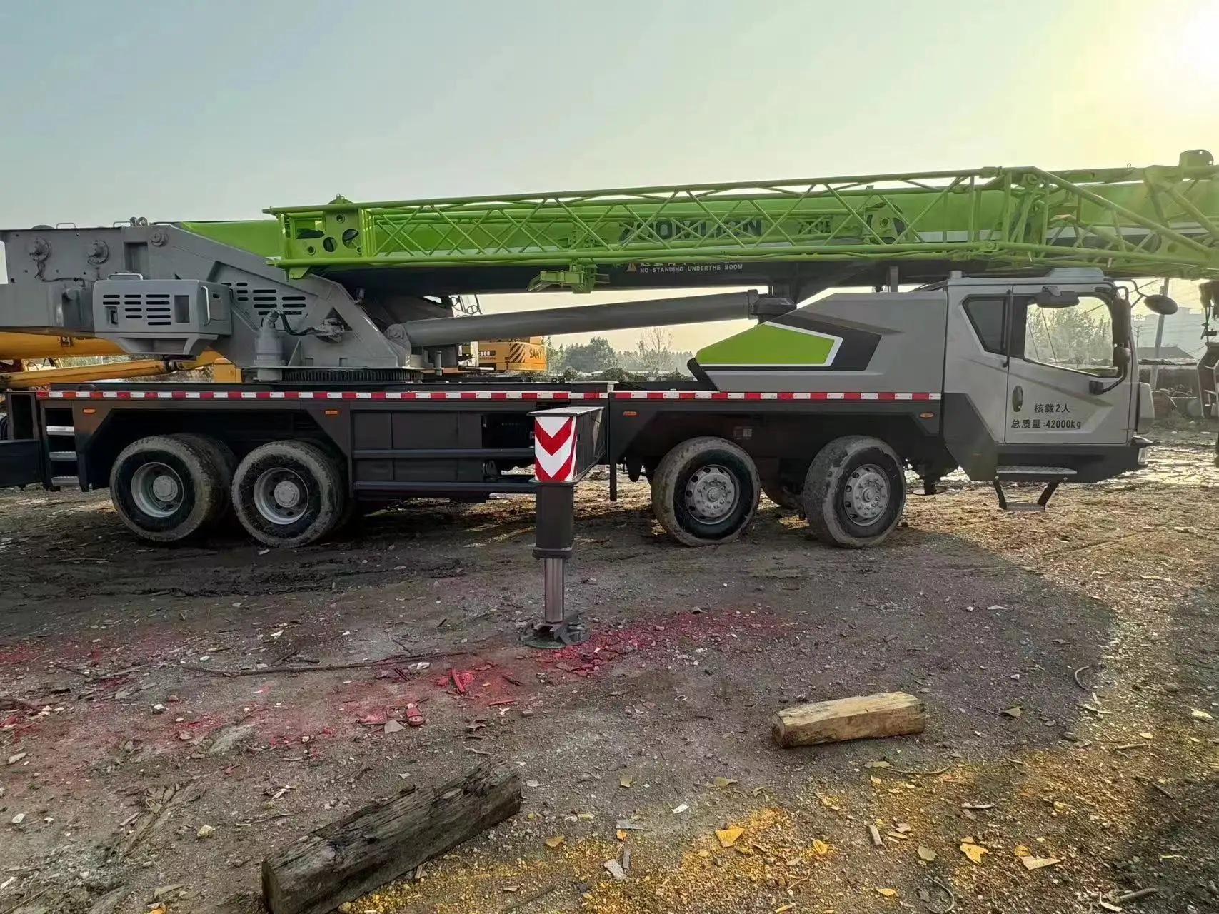 Zoomlion Zat9000v 90 Ton All Wheel Driving All Terrain Crane