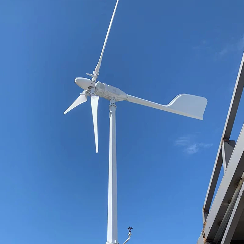 Pitch Controlled Small Eoliene 5 Kw Pret Household Wind Turbine
