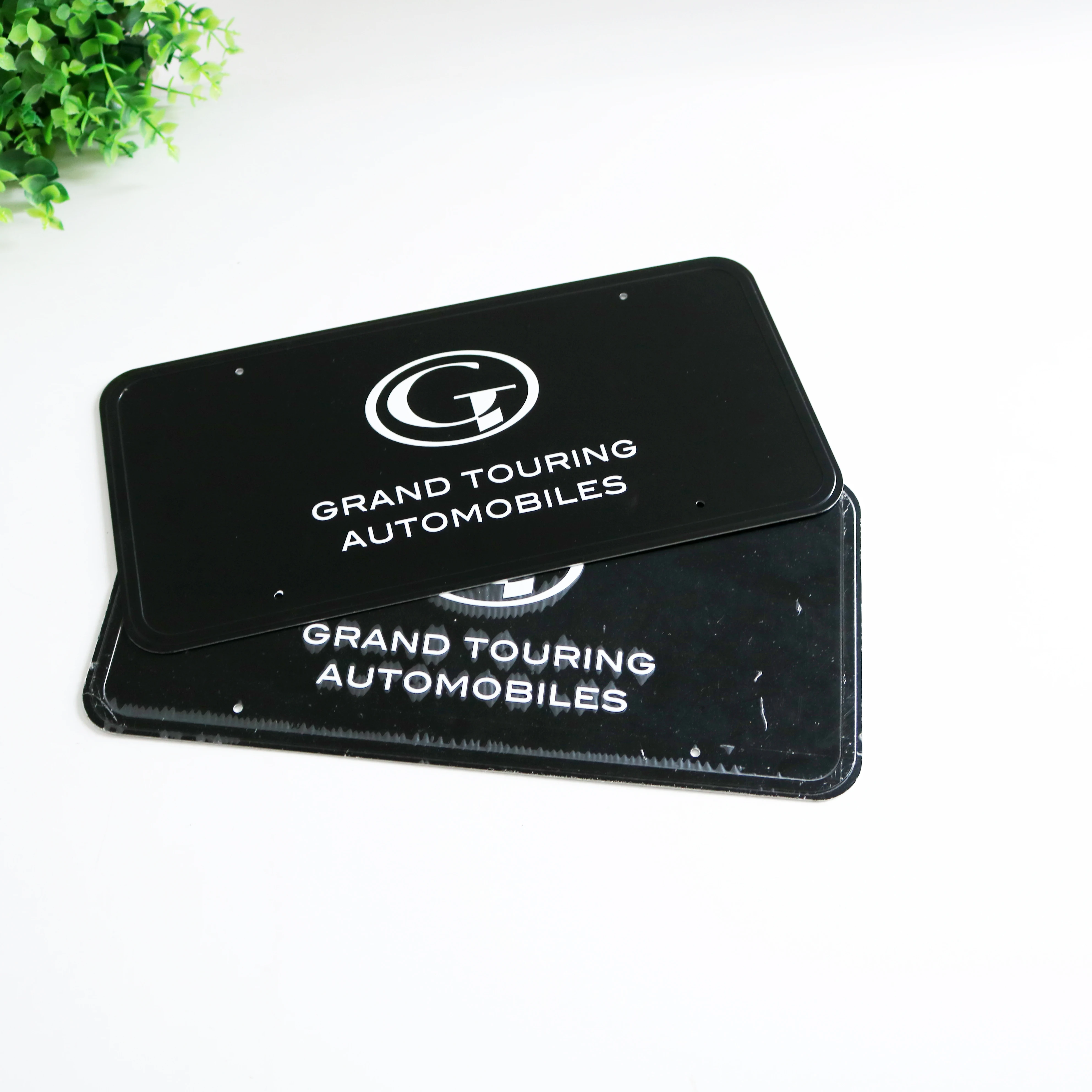 
 Заводская цена OEM индивидуальный дизайн декоративный винтажный автомобильный номерной знак тисненый номерной знак для автомобиля  