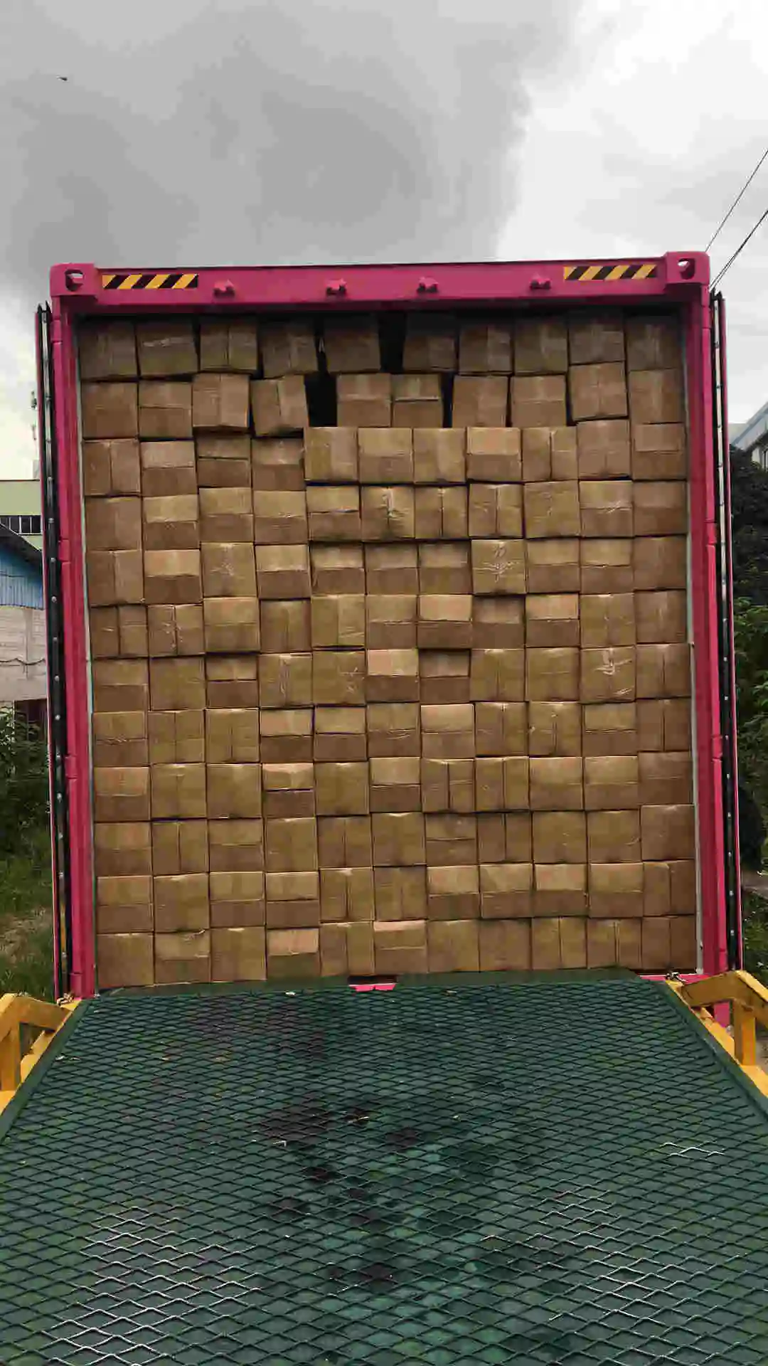 Mattresses High Density Convoluted Foam Pocket Spring Mattress And