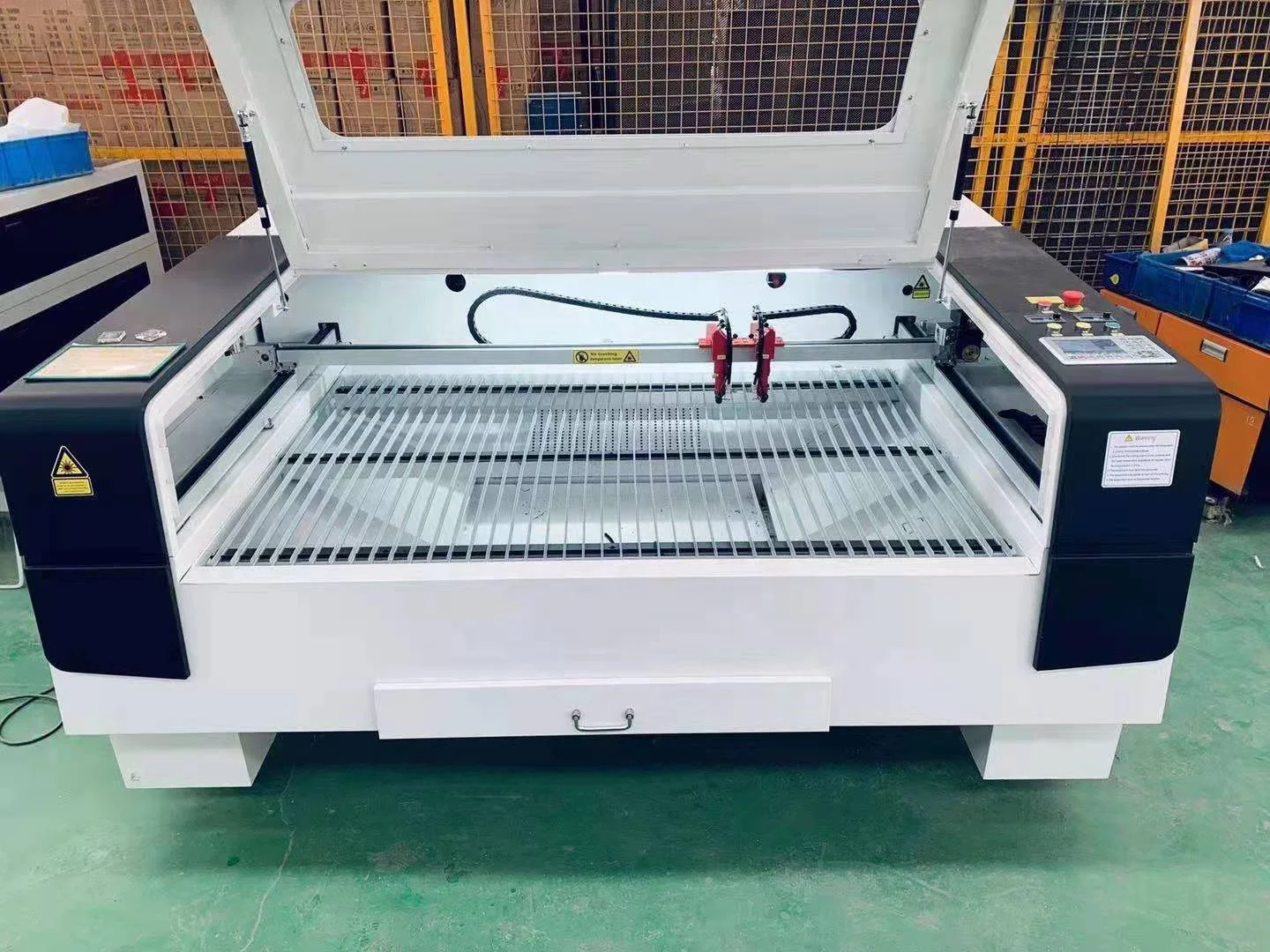 Easy to Use Co2 Laser Cutting Machine High Quality 1390 100w 130w Two ...