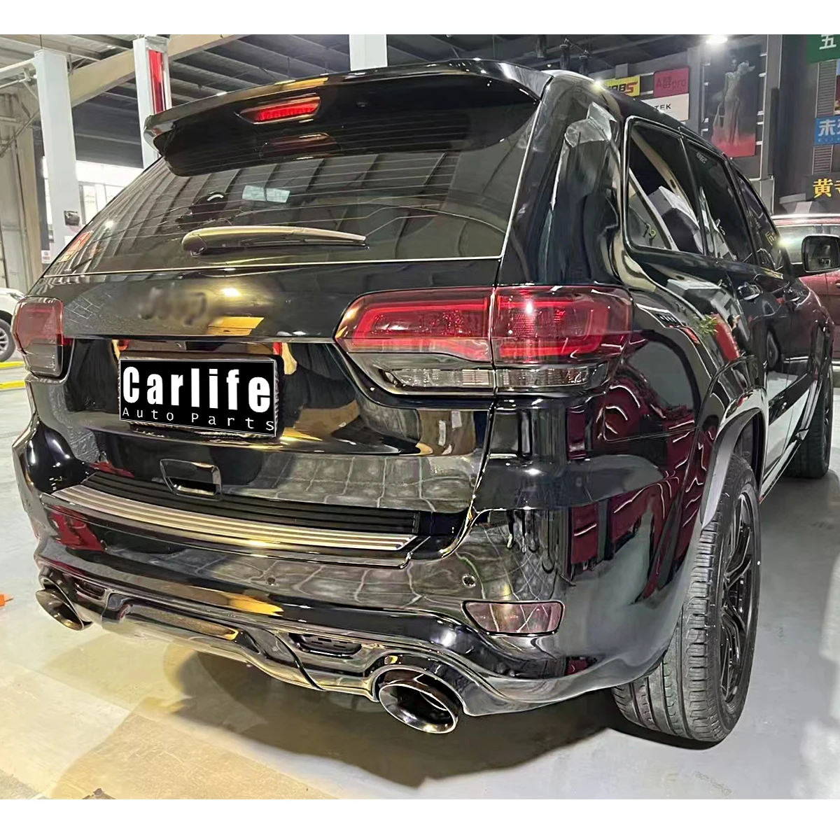 Auto Body Kit for Jeep Grand Cherokee 2017-2021 Facelift to SRT Model with Front Bumper Grille Rear Diffuser Hood.