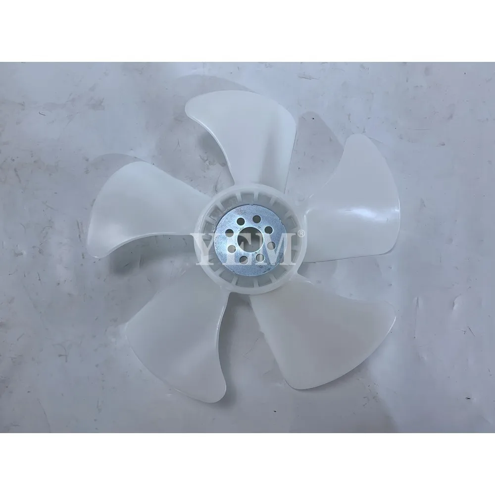 Good Quality D902 Fan Blade 17421-74110 Fit for Kubota D902 Engine.