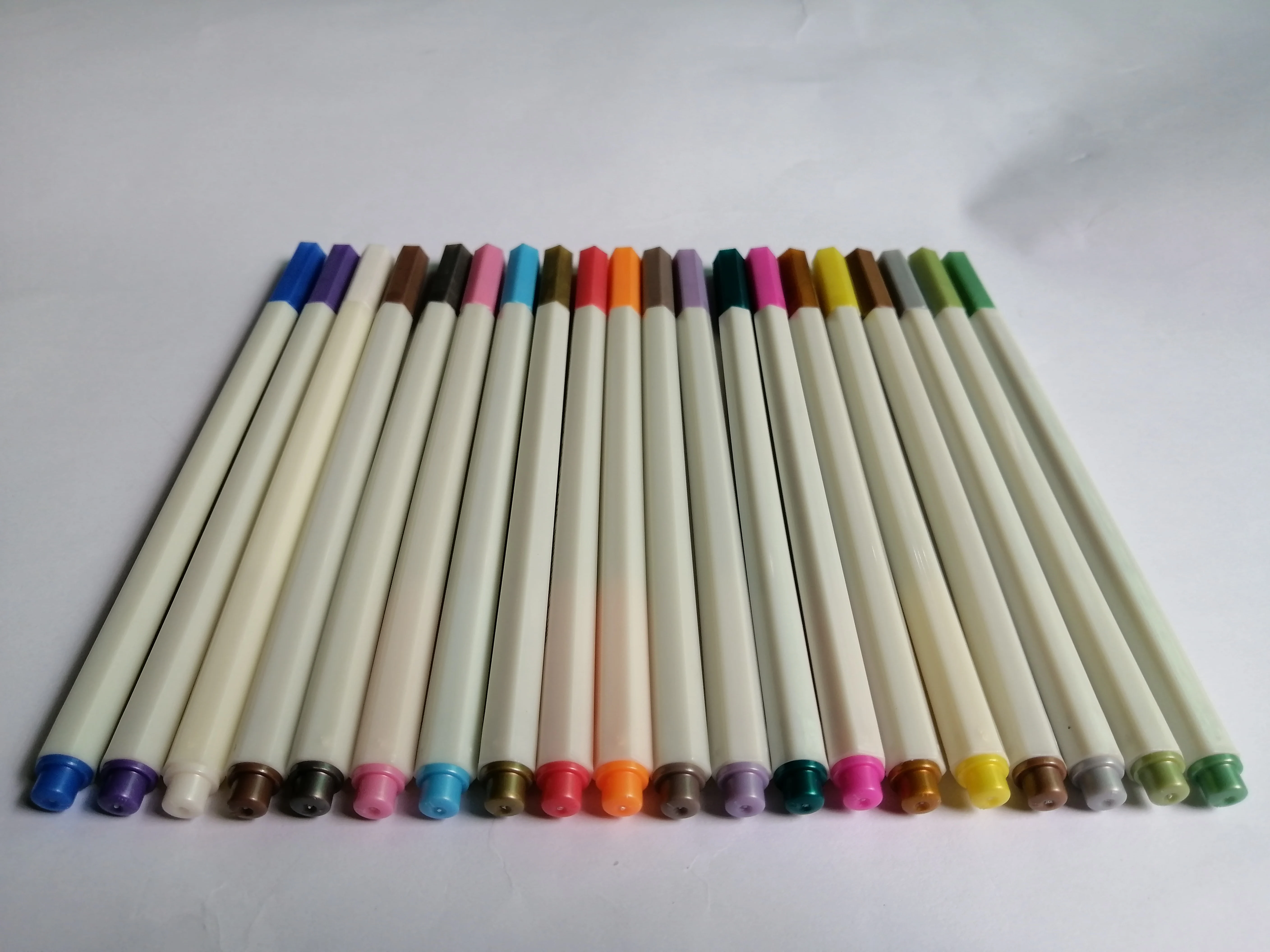 20 Colors  Metallic Marker Pens Set for DIY or Card Making Assorted Colors With  Markers Brtrush Pens Painting Pens