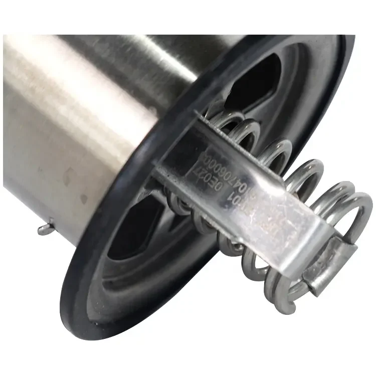 VG1047060003 Thermostat Temperature Controller for SINOTRUK Howo STR SITRAK Truck Engine Thermostat