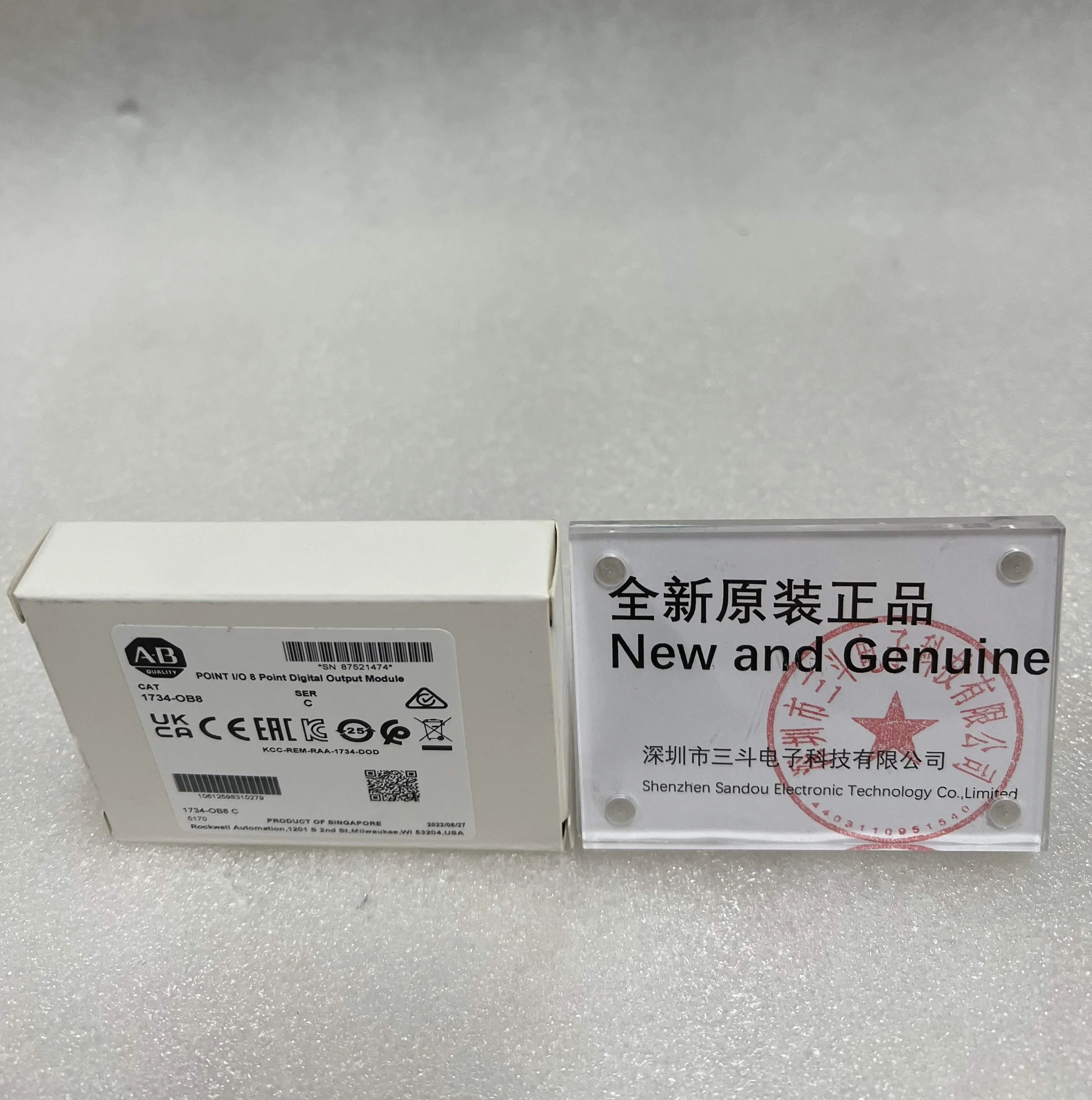 Allen-Bradley POINT I/O 8-Point Digital Output Module 1734-OB8