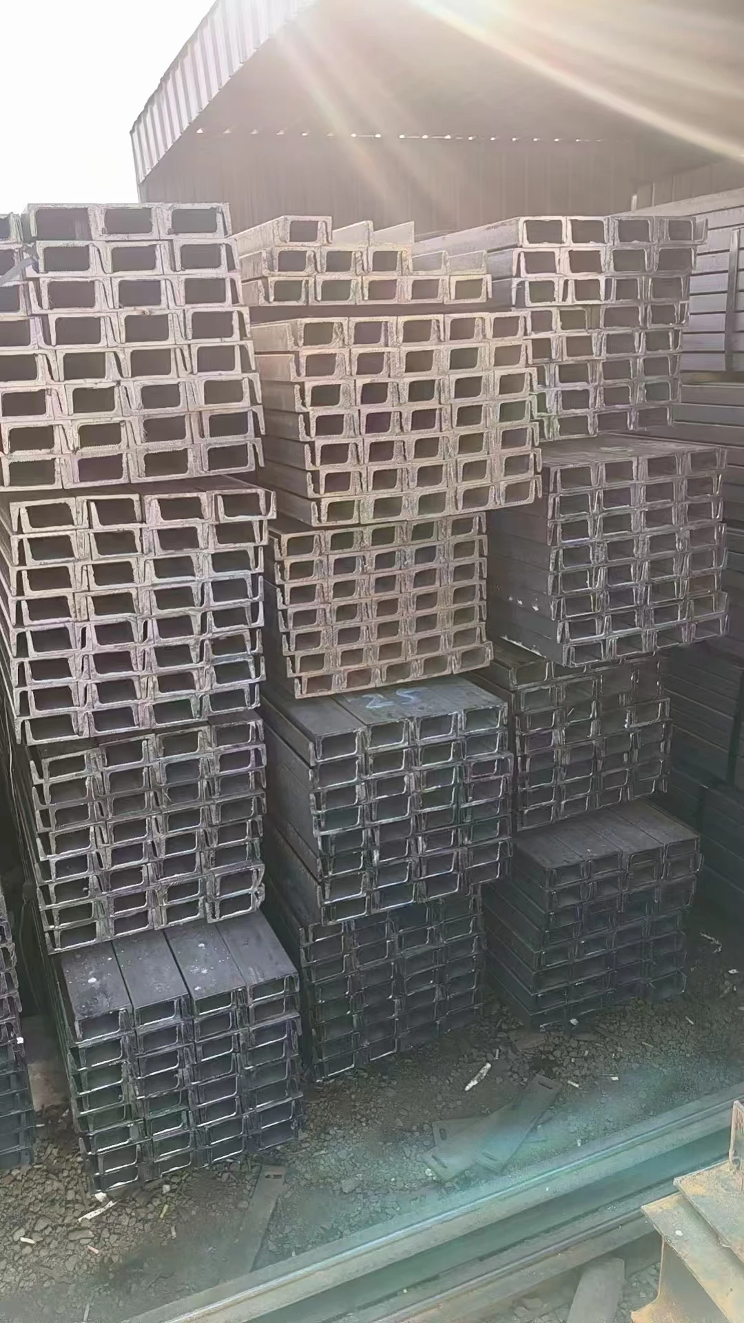 Q235 Steel Channels 5mm-40mm Thickness Channel Steel Product manufacture
