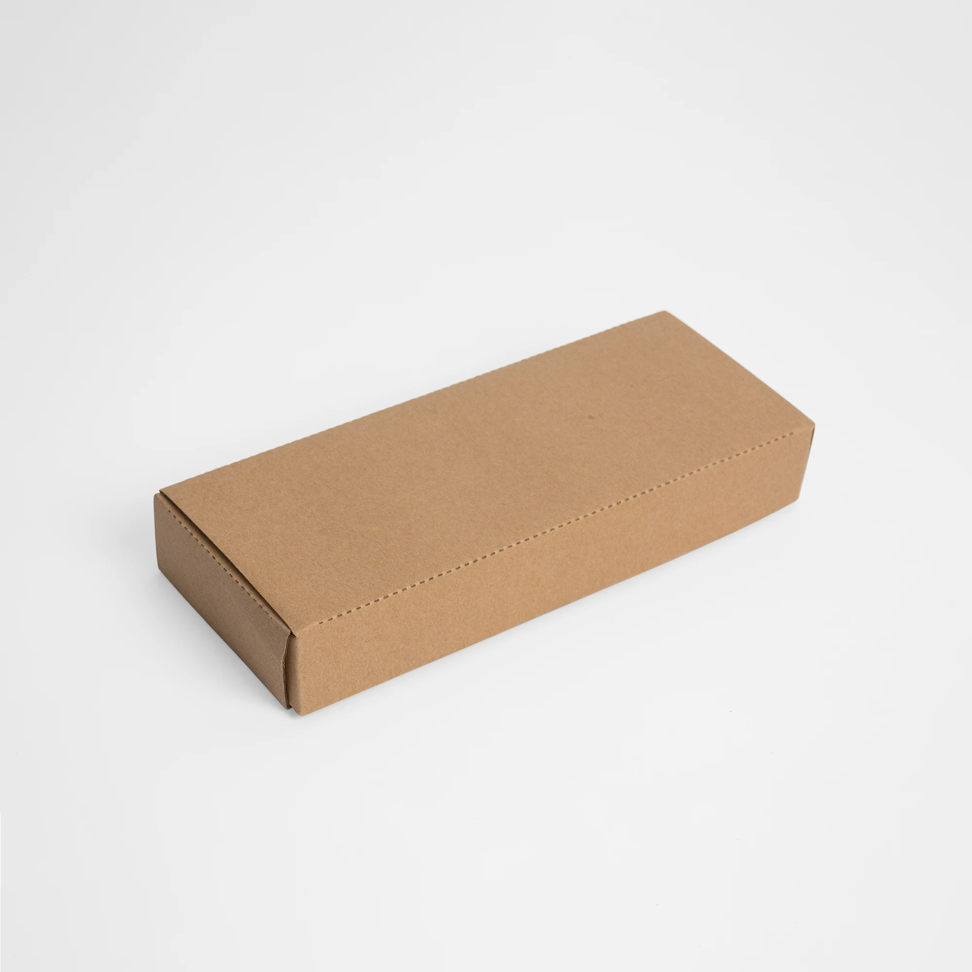 Бумажные коробки оптом с индивидуальным логотипом переработанная матовая печать черная крафт-бумага коробка для обуви гофрированный картон упаковка носков