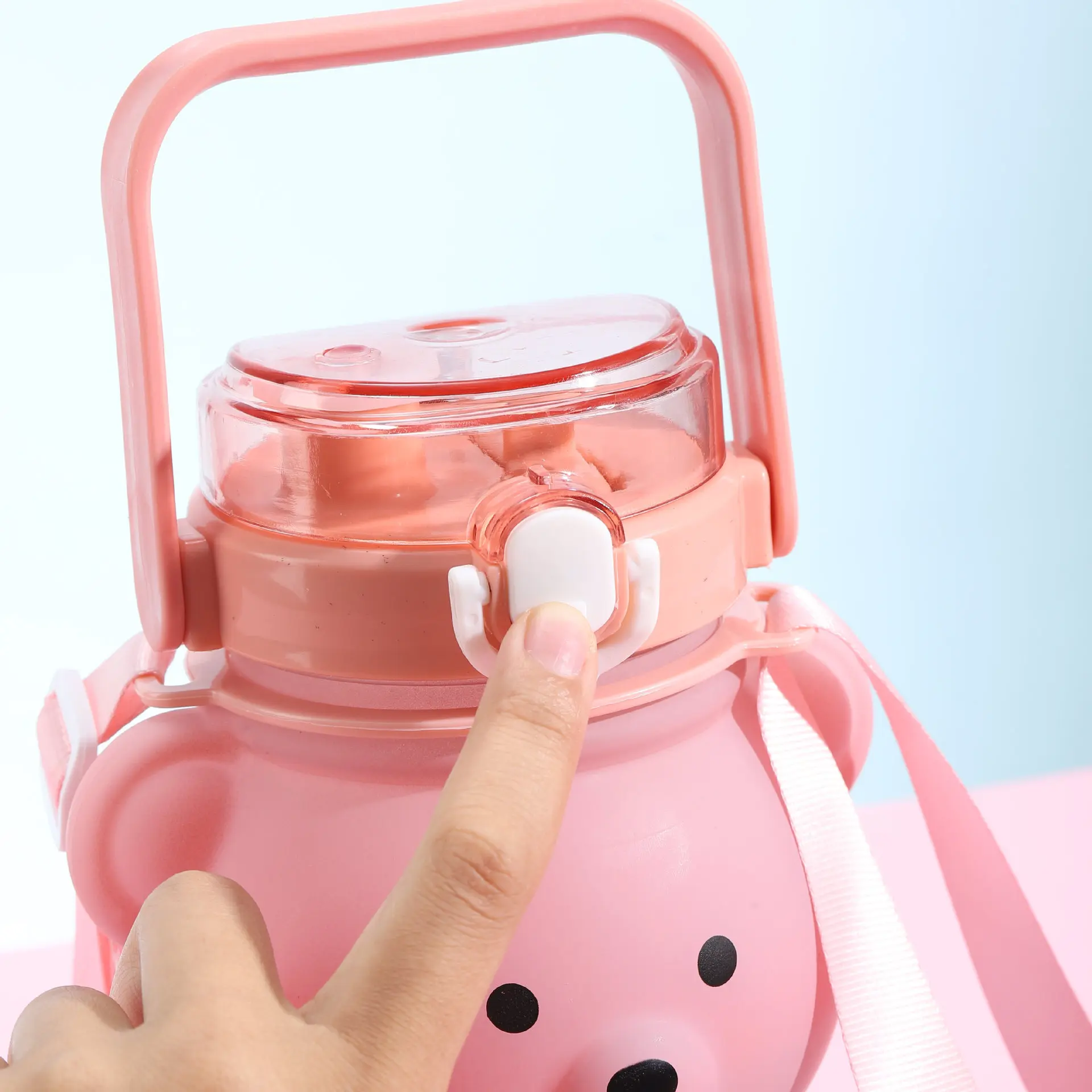 Cute Kawaii Bear Water Bottle For Kids Plastic Largecapacity Drink
