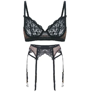 Premium Fabric Lace High-Rise Wire Free Vintage Straps Design Comfort Charm Lingerie Set for Sexy Women