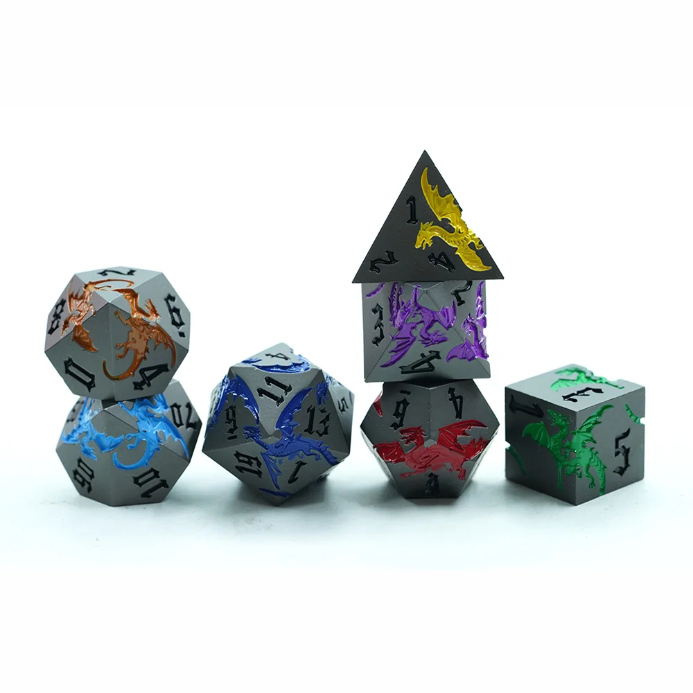 Fargespenn Regnbue Drage Metallterninger Sett 7pcs 16mm Zinklegering D20 Polyeder til DND Spill Egendesignet Logo
