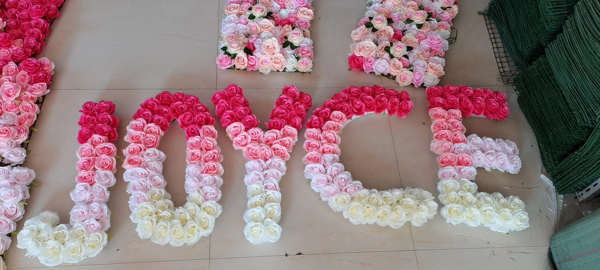 Lettere Decorative in Fiori Artificiali Personalizzate, Fiori Decorativi Patchwork per Matrimoni, Fiori Decorativi LOVE e Piante