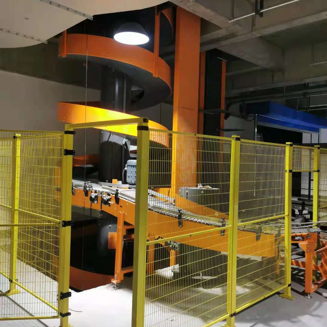 Несколько этажей запись спиральный конвейер между различными полами движение для товаров