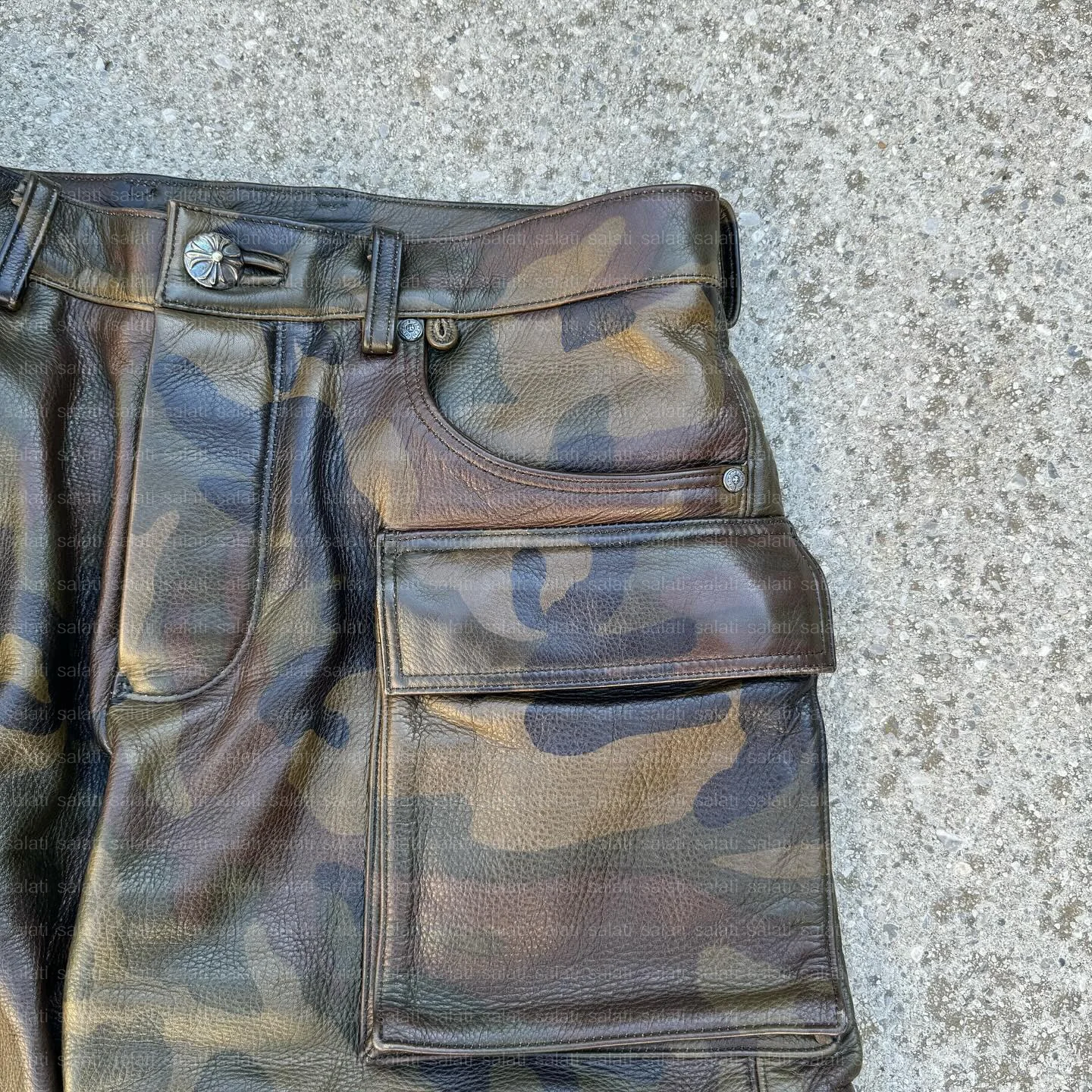 Custom Wholesale Streetwear Summer Oversized Heavyweight Baggy Printed Distressed Pu Leather Camouflage Camo Cargo Short for Men gallery 3