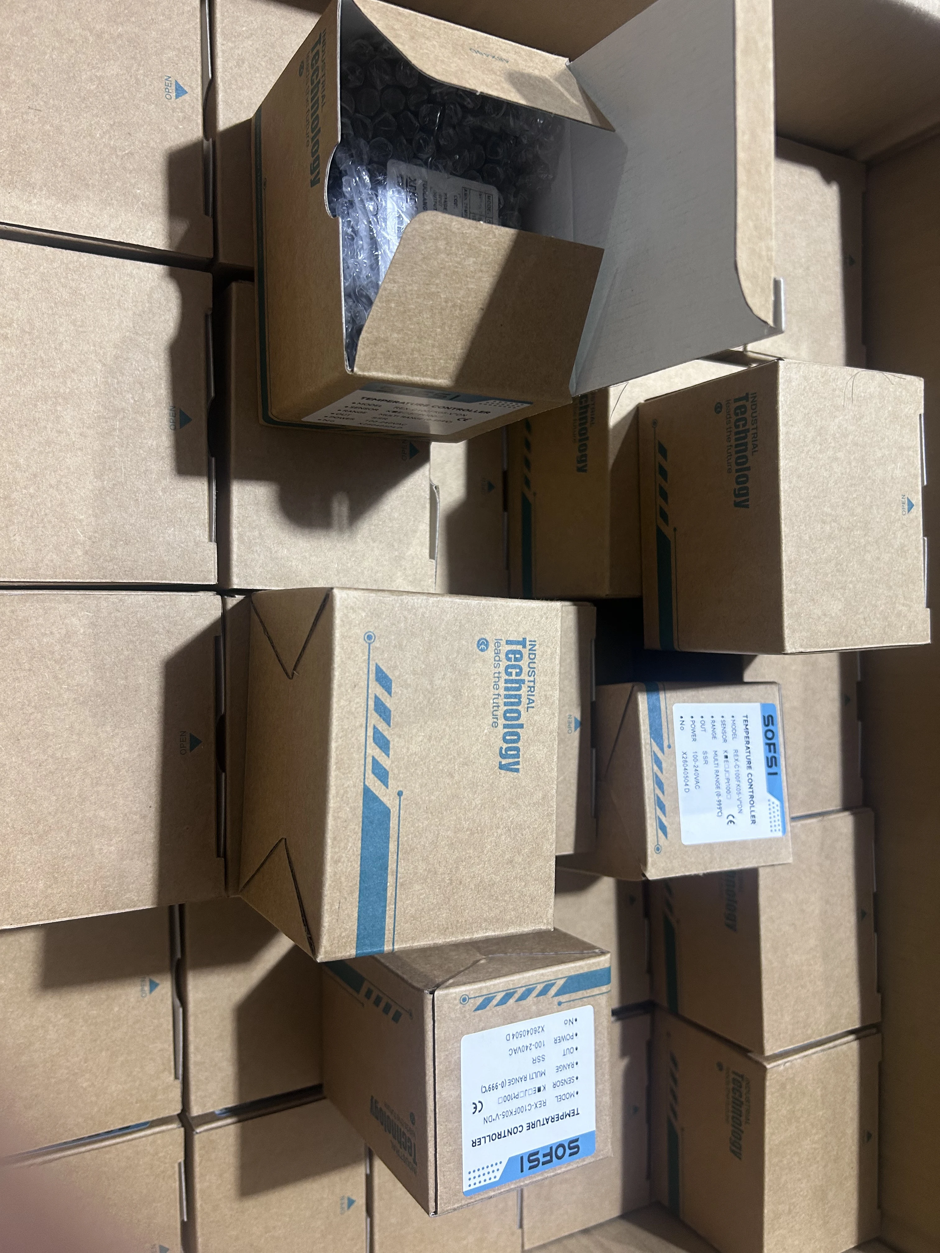 Packaging & shipping specifications