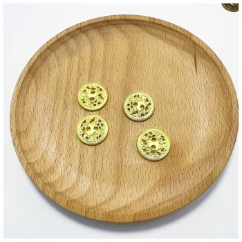 Customized Clothing Buttons High End Retro Zinc Alloy Round Carved Pattern Metal Buttons