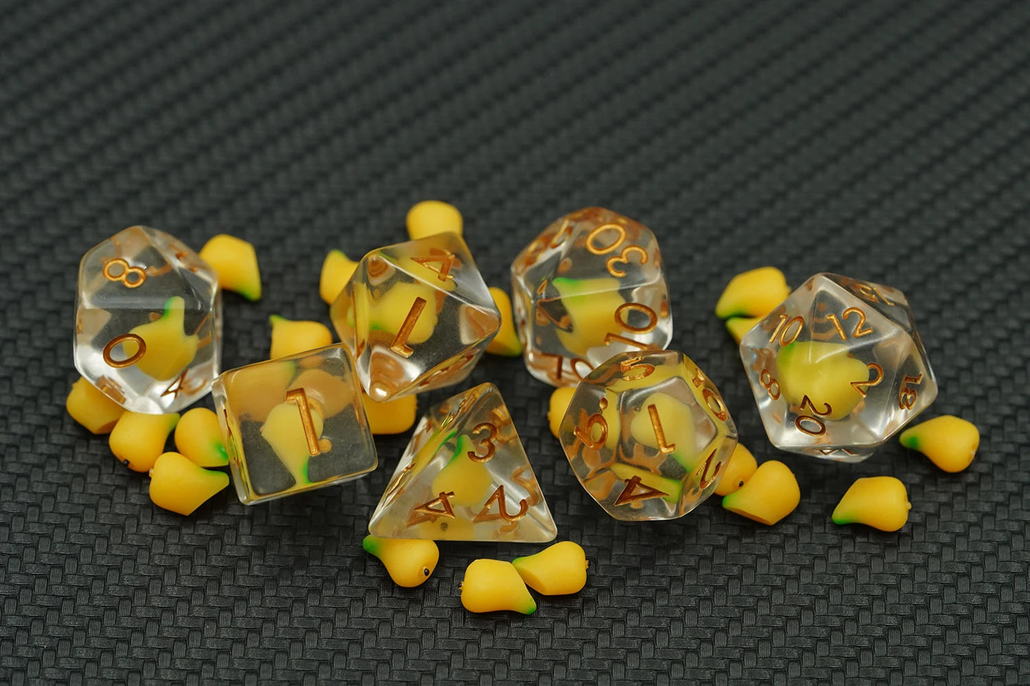 7-Die Polyhedral Dice Set Filled Fruit Mango Design 16mm Resin DND D&D RPG Game for Dungeons Dragons for MTG Pathfinder supplier