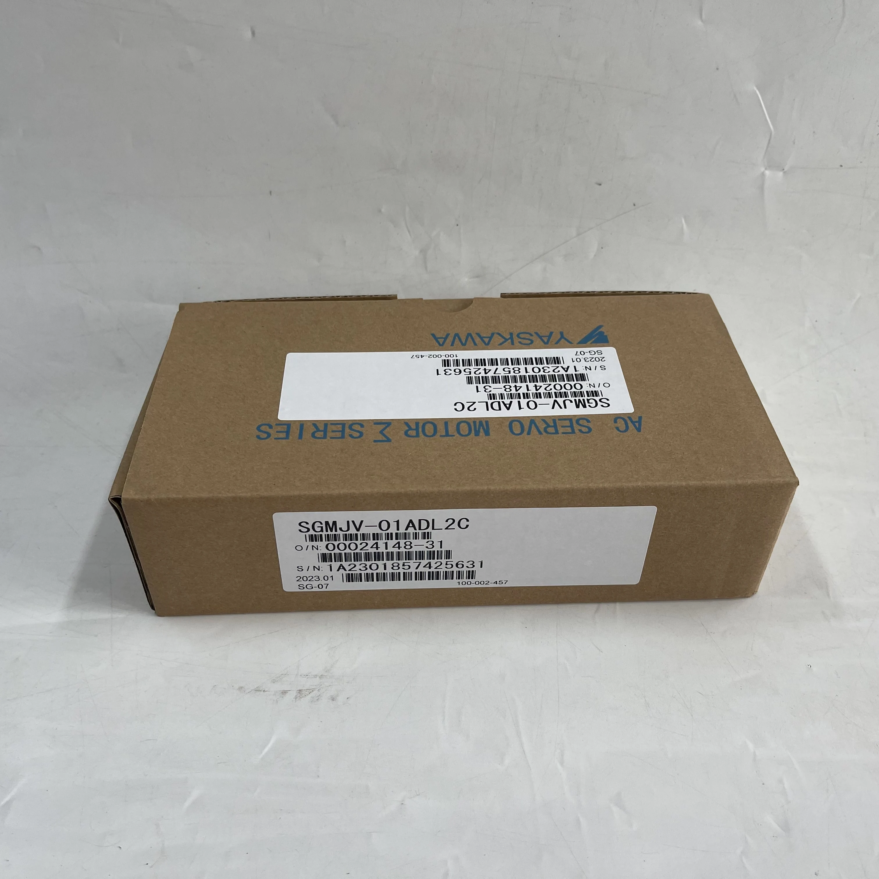 Yaskawa AC Servo Motor SGMJV-01ADL2C Yaskawa AC Servo Motor SGMJV-01ADL2C