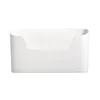 Caja colgante con paredes color blanco marfil.