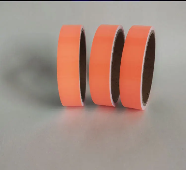 Tape-Lum_19.jpg