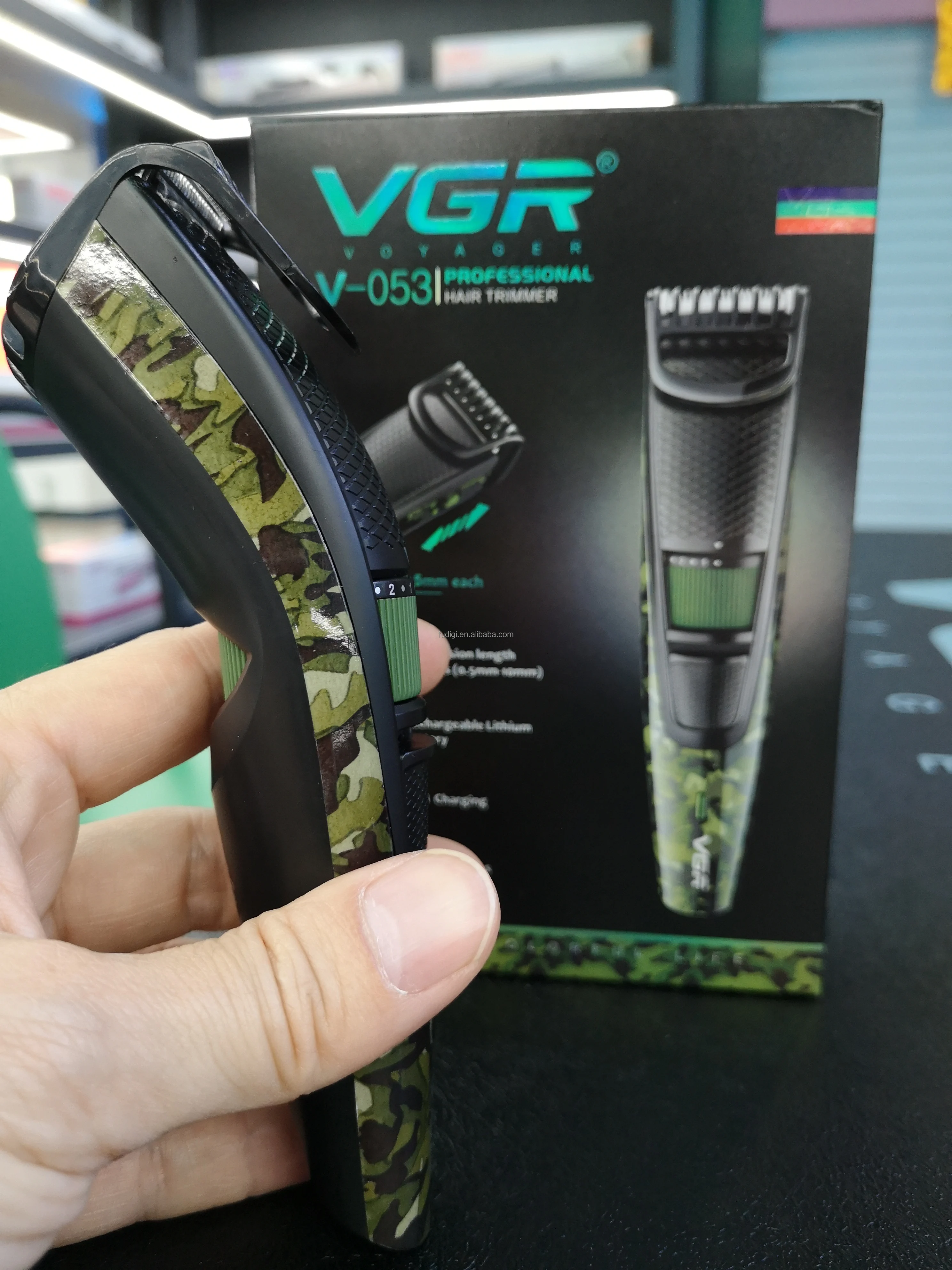 VGR V-053 Professional Rechargeable Hair Clipper for Men 4