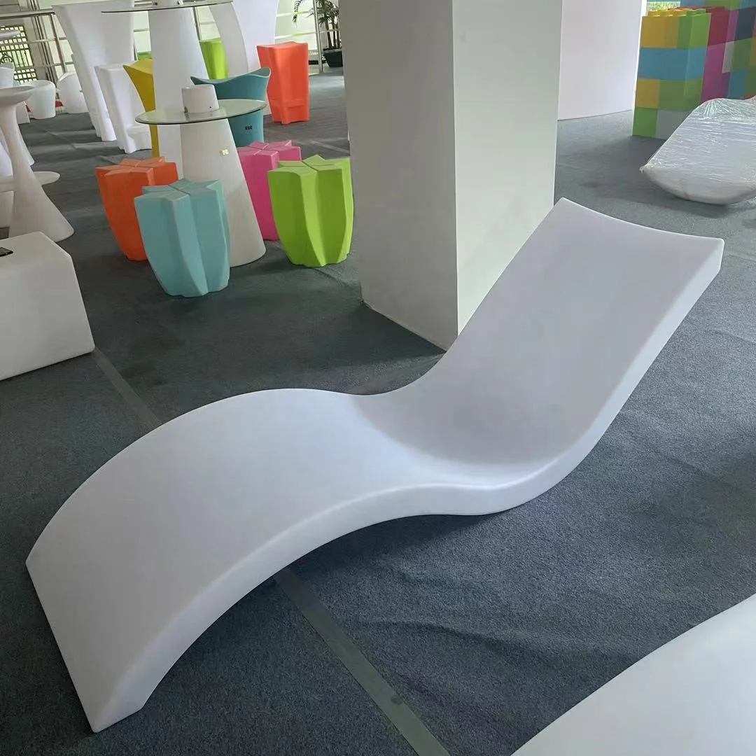 Luxury Pool Furniture Modern Sun Loungers for Resorts