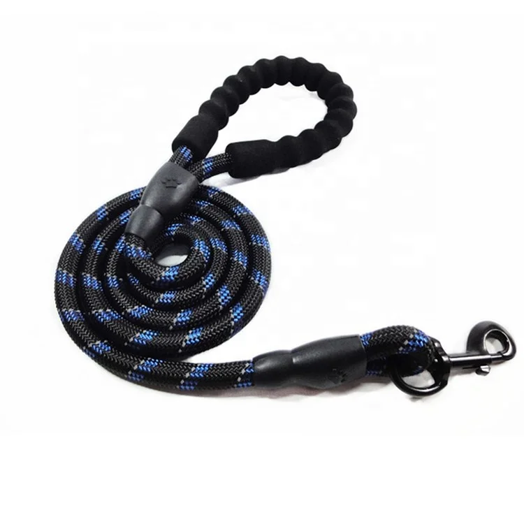 Large Mountain Climbing Running Tracking Reflective Soft Handle Nylon Rope Pet Dog Leash