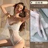 Bianco + calze bianche