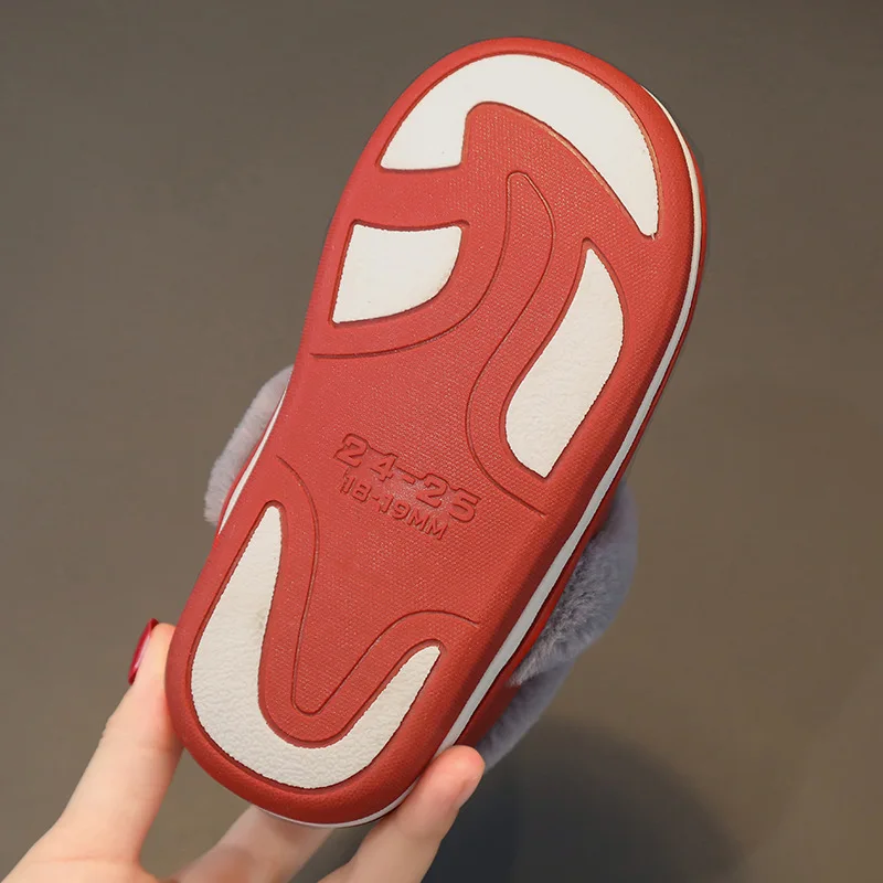 Симпатичные водонепроницаемые тапочки из искусственной кожи с мультипликационным рисунком, зимние детские тапочки на каблуке, хлопковые тапочки для маленьких мальчиков и девочек, теплая Нескользящая домашняя Уличная обувь