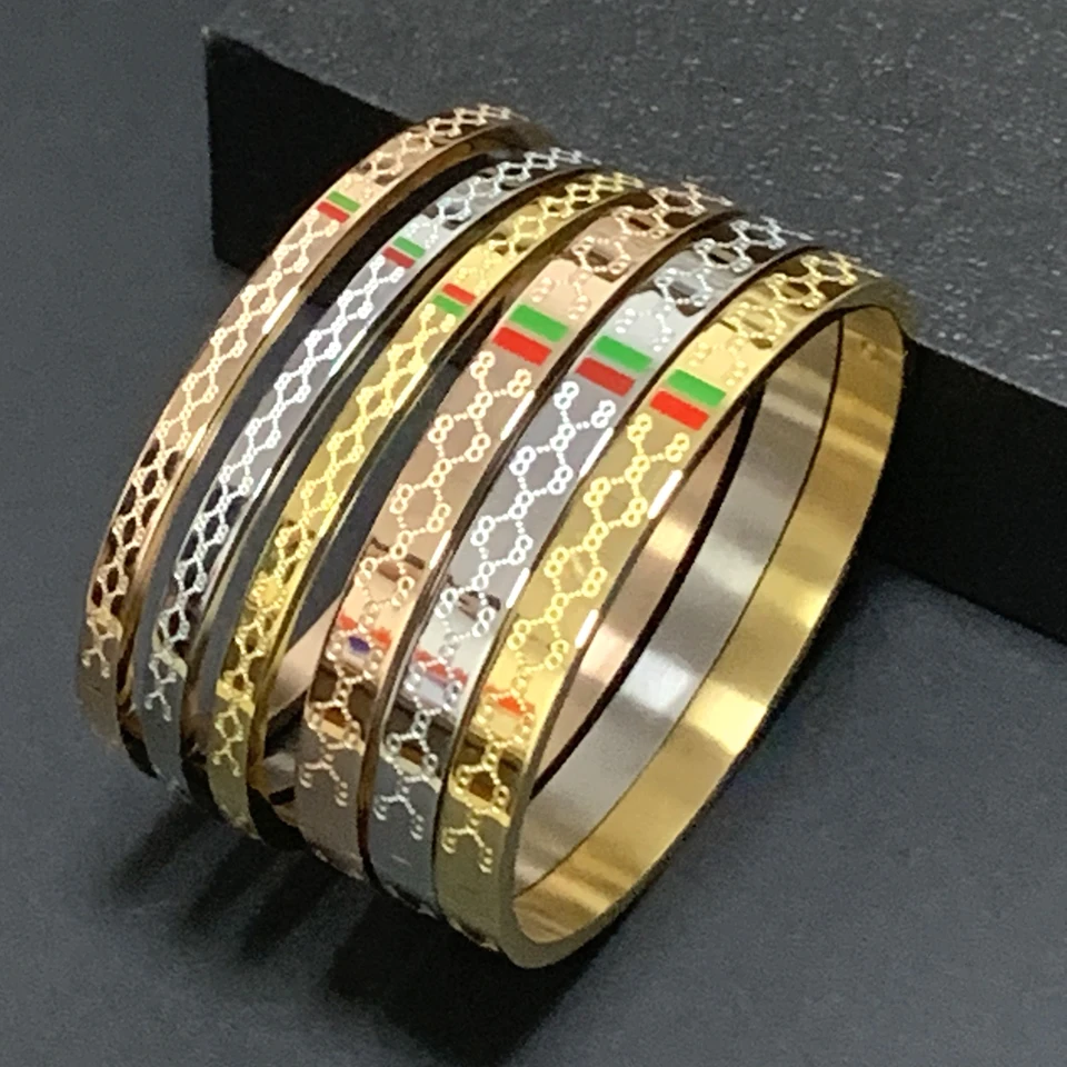 Vembley Golden Roman Numerals Heart Charm Bracelet For Women And Girls