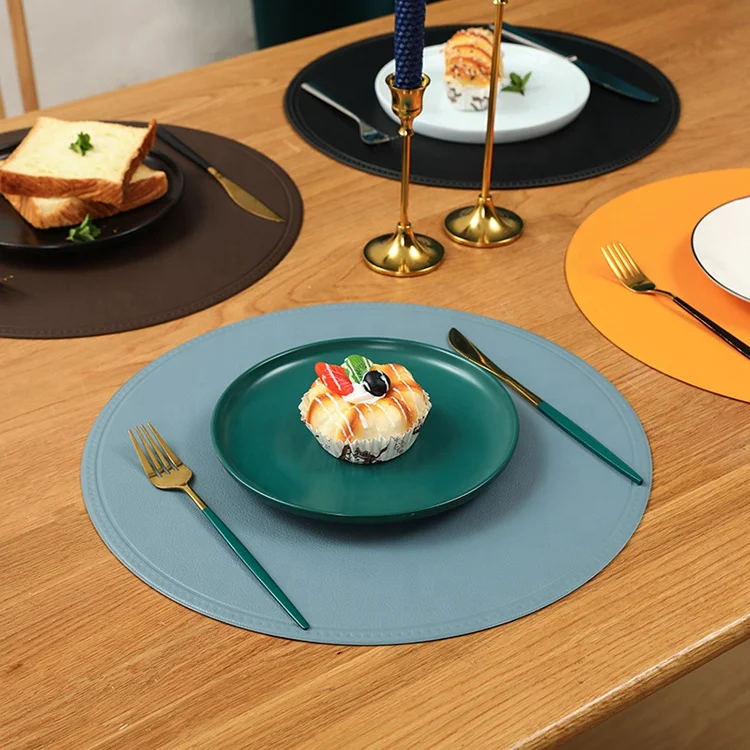 SUEH DESIGN Lederen placemats set van 6 placemats afwasbaar lederlook placemats hittebestendig PU kunstleer placemat voor thuis keuken eettafel 43 cm x 31 cm, Donkergroen & beige SUEH DESIGN Lederen placemats set van 6 placemats afwasbaar lederlook placemats hittebestendig PU kunstleer placemat voor thuis keuken eettafel 43 cm x 31 cm, Donkergroen & beige
