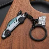llavero esmaltado personalizado con forma de coche lindo