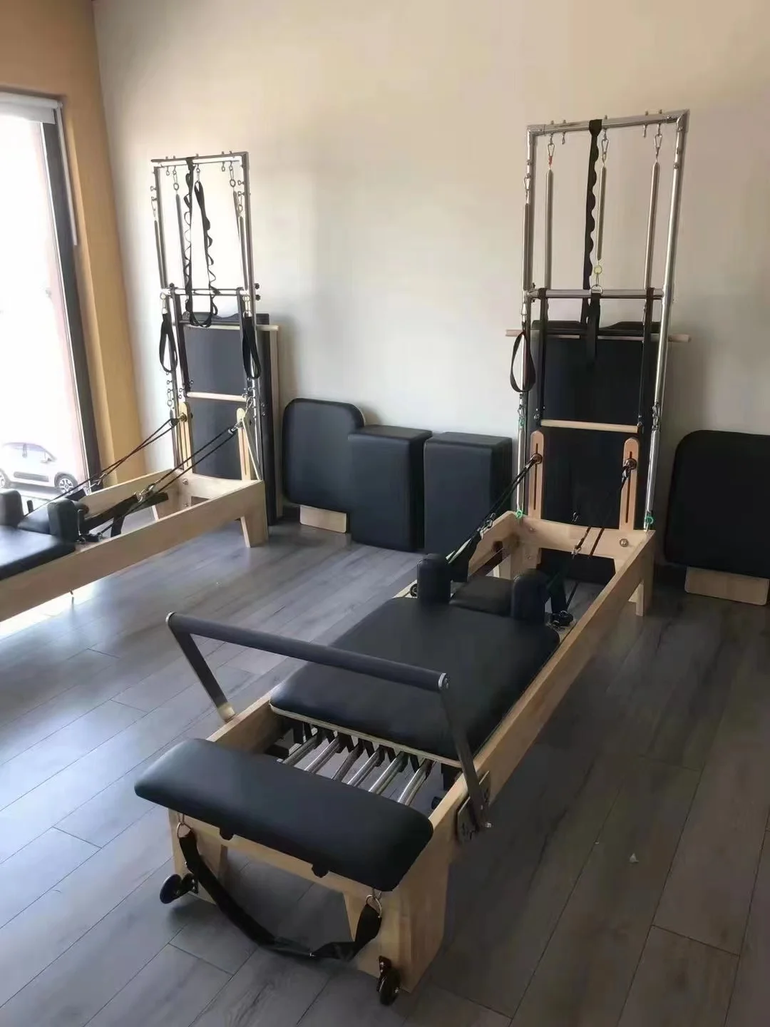 ピラティス　リフォーマー Amazon.co.jp: ピラティス リフォーマー マシン, ピラティス