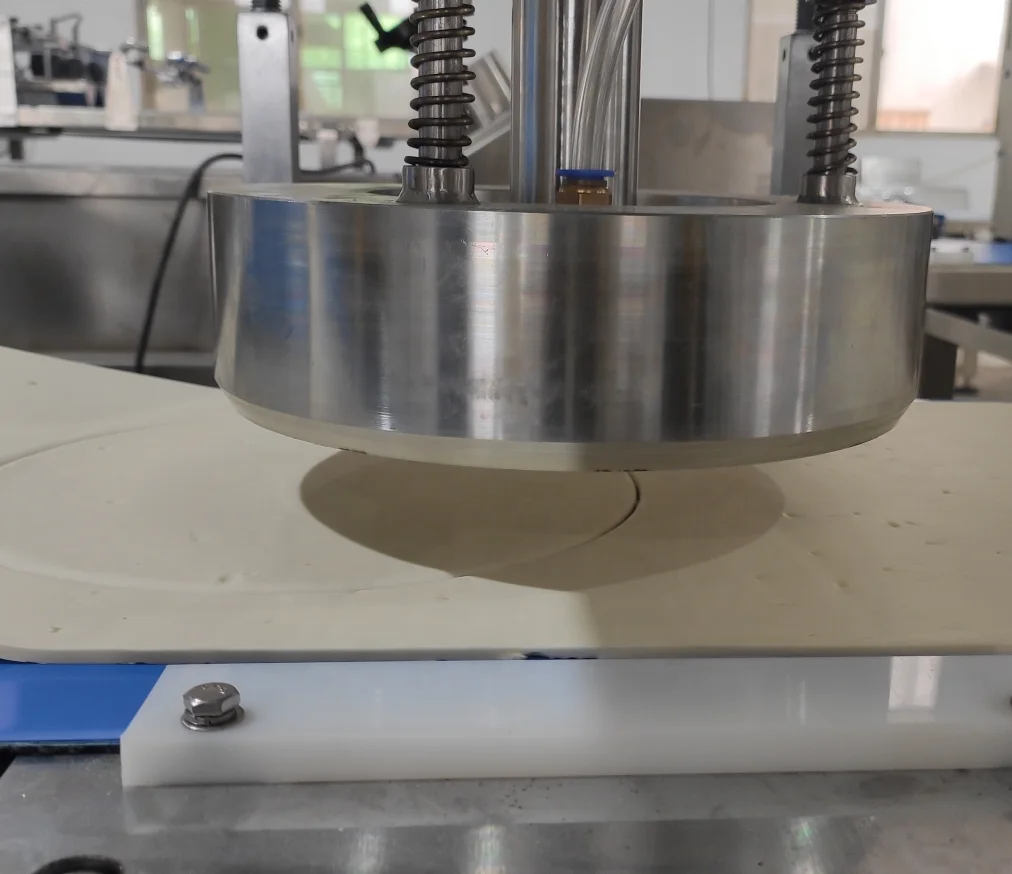 Fully Automatic Pizza Production Line Frozen Pizza Production Line Forming Making Machine