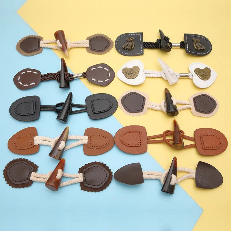 Duffle Coat Jacket Fasteners Toggle With Leather Patch Buckle Buttons Horn Buttons for Overcoat Decor Sewing Accessories