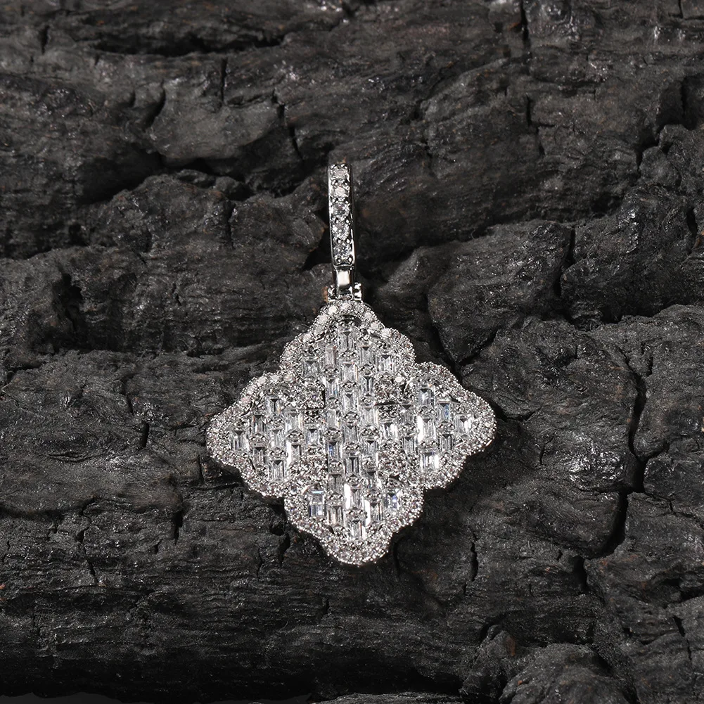 アクセサリー surgery ice clover logo necklace surgery ice clover logo necklace