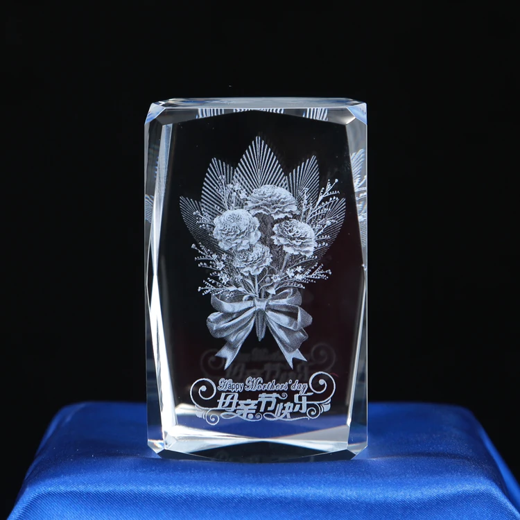 New Product Ideas 2023 Unique Design Happy Mother Day Engraved Carnation Flowers Customized Crystal Crafts