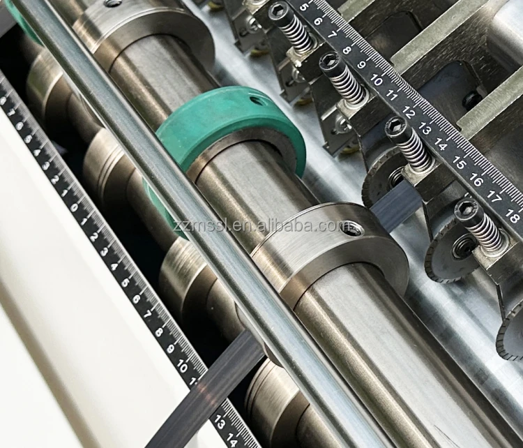 Automatic Multifunction Sticker Paper Creasing and Cutting Machine