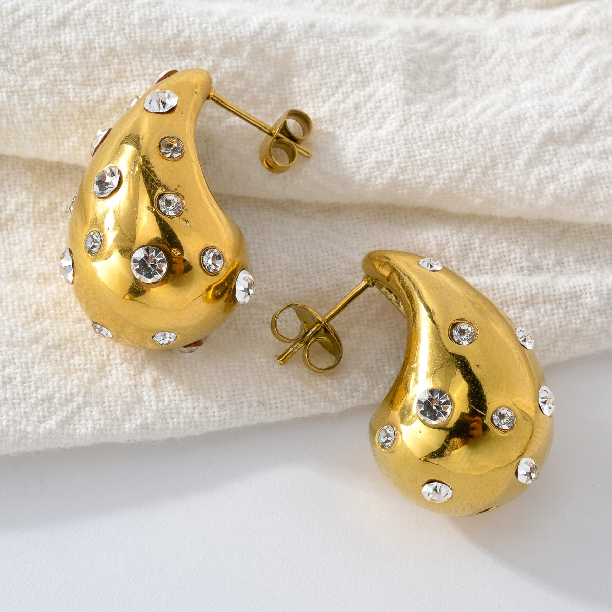 New Arrived 18k Gold Plated Stainless Steel Non Tarnish Waterproof Water Drop Earrings Women