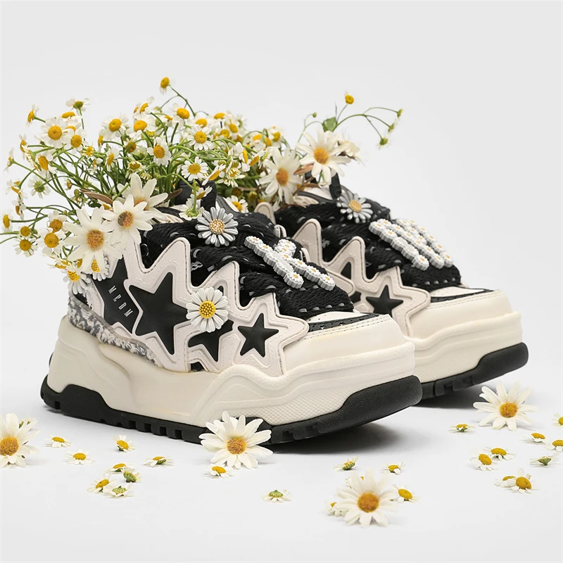 Free Shipping Factory Custom Brand Logo Men Sneakers Autumn Winter Block Daisy Star Bread Shoes Thick Soles Women Flat Sneakers