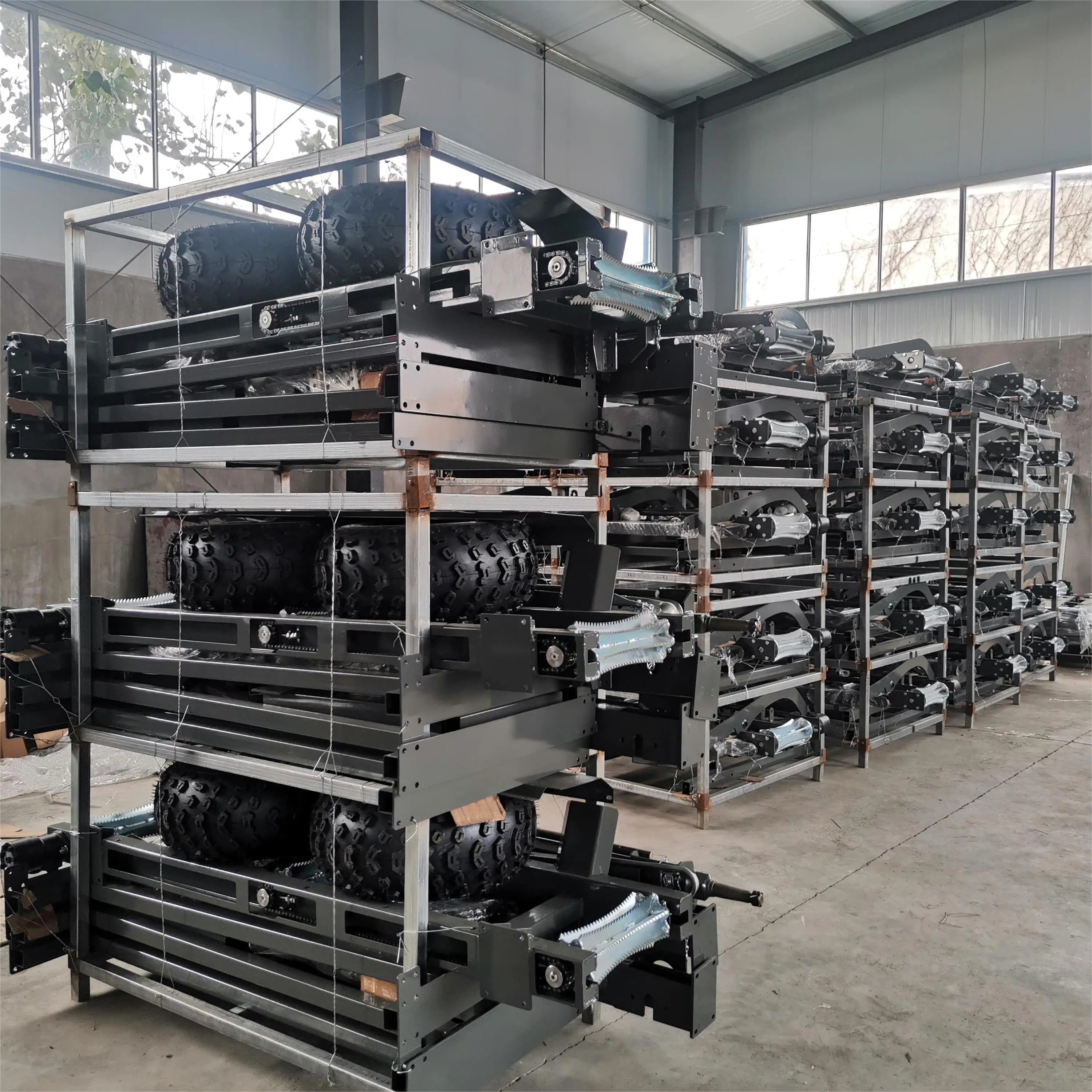 Bossworth Log Table with Hydraulic Feed Roller and Hydraulic Chain Log Deck with Hydraulic Feed Rollers and Hydraulic Chain