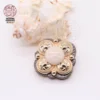 Flower lock white middle-Thick body