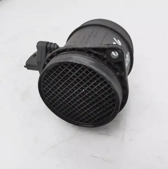 For 20032005 Volvo Xc90 Mass Air Flow Meter Sensor 31342363 8670114