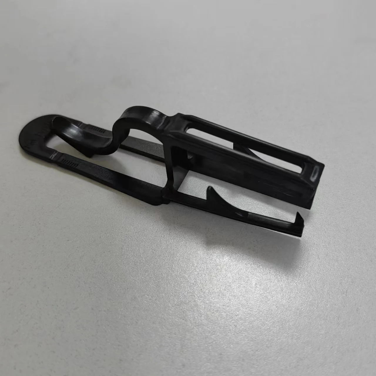 Outdoor C7 C9 Light Mounting Roof Gutter Plastic PVC Black Clips