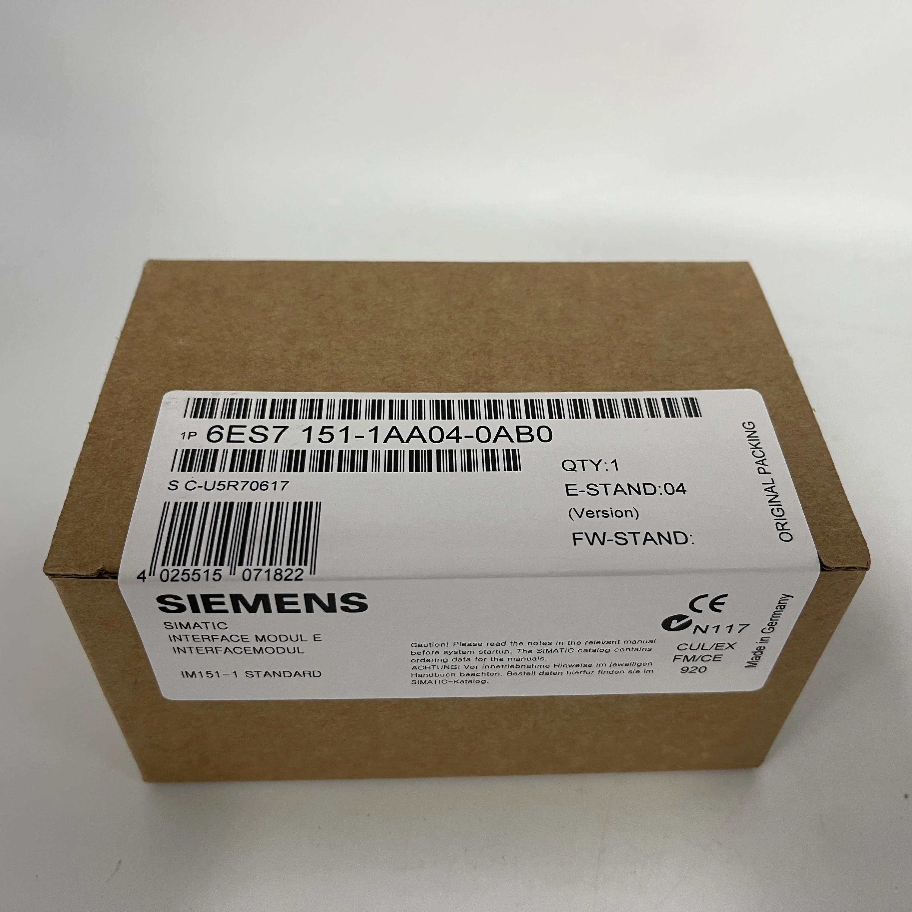 SIEMENS Interface Module 6ES7151-1AA04-0AB0 SIEMENS Interface Module 6ES7151-1AA04-0AB0